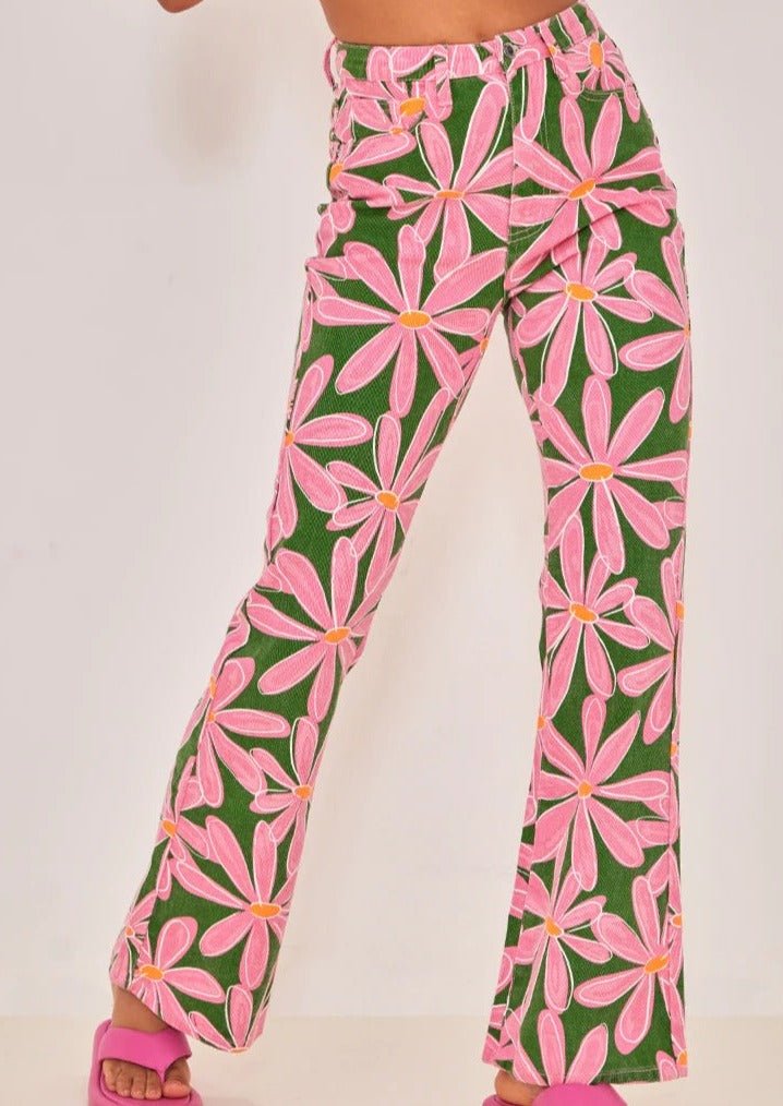 pink color yoga flare pants｜TikTok Search