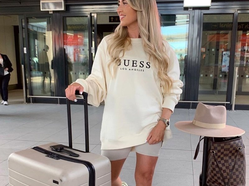 7 Stylish Airport Outfits You Probably Already Own — McKStyled | Online  Personal Stylist