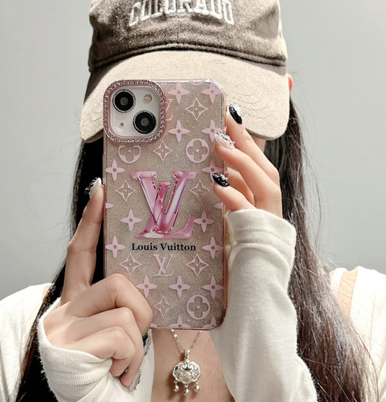 Louis Luxury iPhone Case Glitter – Vanity Island Magazine